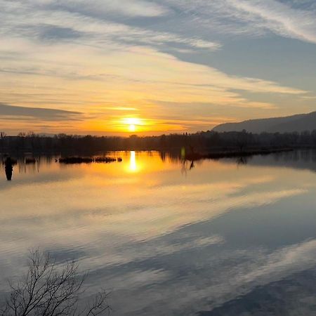 In Riva Al Lago Di Iseo Dependance Primo Piano Marone Zewnętrze zdjęcie