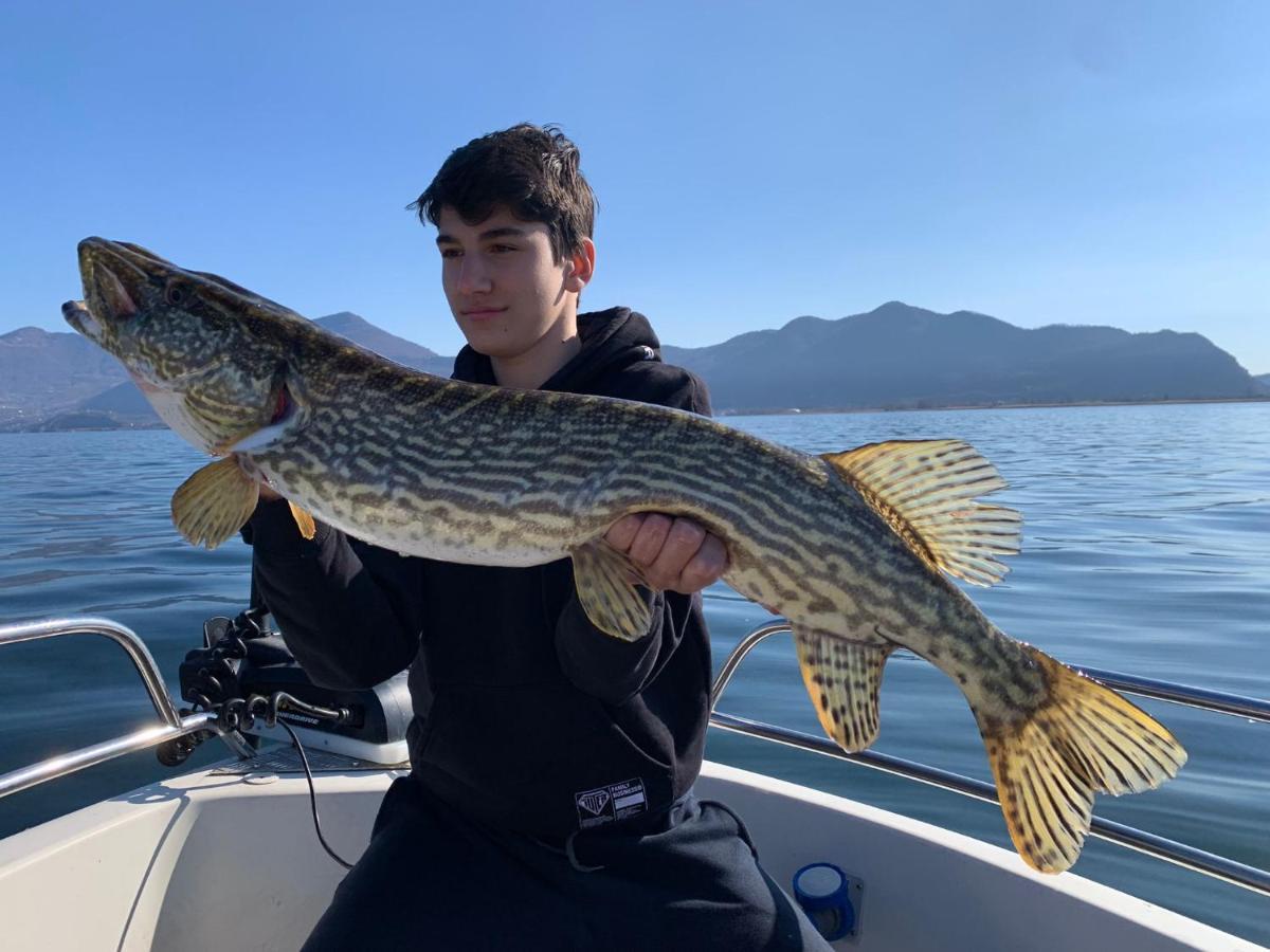 In Riva Al Lago Di Iseo Dependance Primo Piano Marone Zewnętrze zdjęcie
