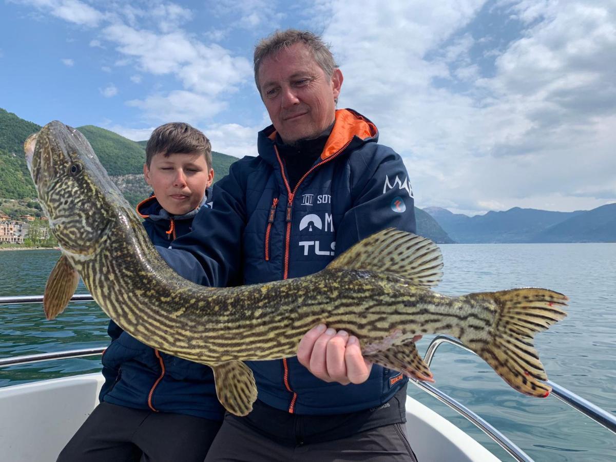 In Riva Al Lago Di Iseo Dependance Primo Piano Marone Zewnętrze zdjęcie